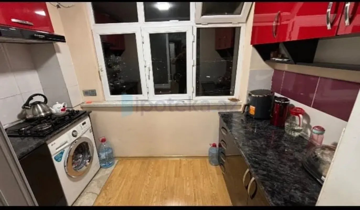 Satılır 4 otaqlı yeni tikili 75 m²