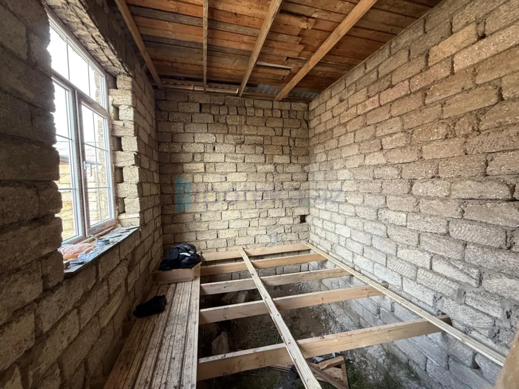 Satılır 3 otaqlı həyət evi 90 m²