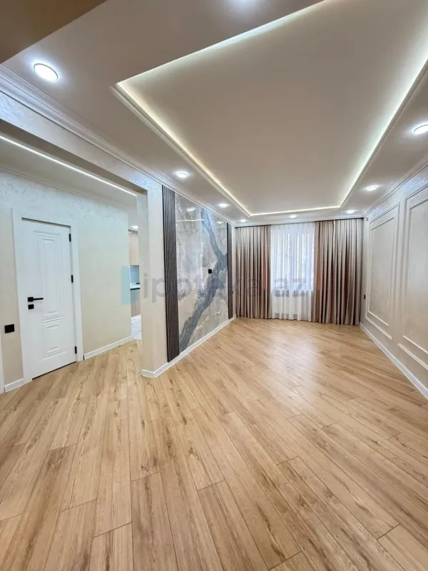 Satılır 3 otaqlı köhnə tikili 80 m²