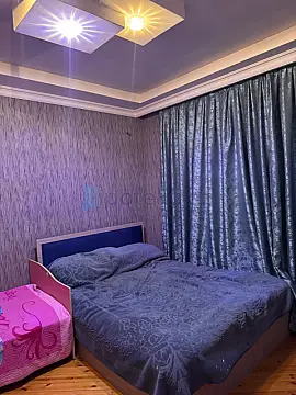 Satılır 2 otaqlı köhnə tikili 60 m²