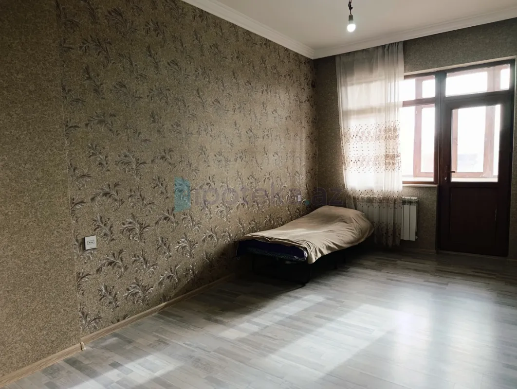 Satılır 3 otaqlı yeni tikili 90 m²