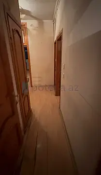 Satılır 2 otaqlı köhnə tikili 60 m²