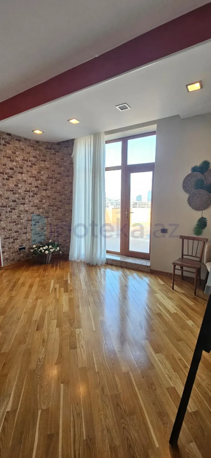 Satılır 5 otaqlı yeni tikili 410 m²