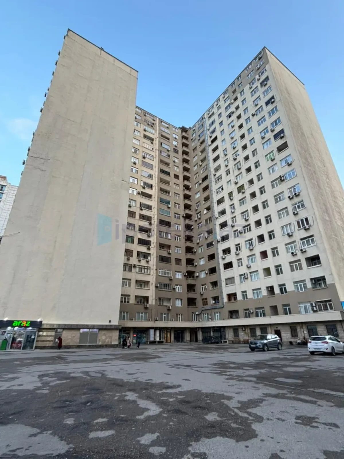 Satılır 2 otaqlı yeni tikili 112 m²