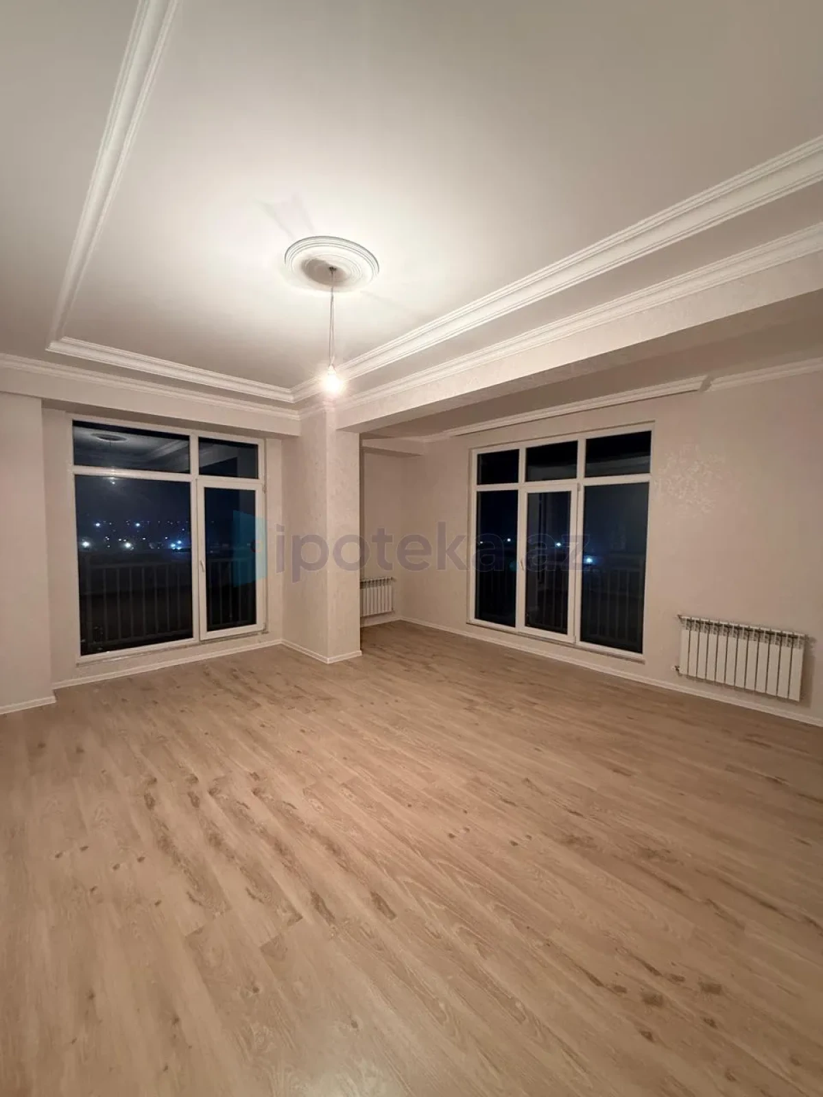 Satılır 2 otaqlı yeni tikili 92 m²