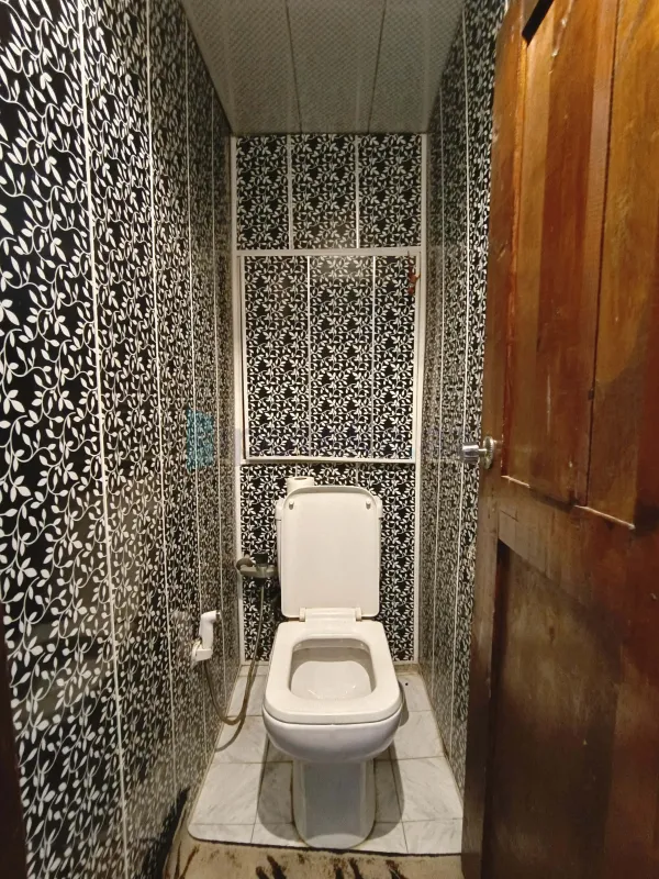 Satılır 3 otaqlı köhnə tikili 85 m²