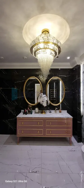 Satılır 15 otaqlı həyət evi 1500 m²