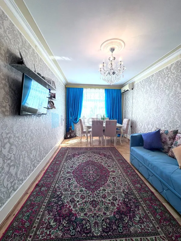 Satılır 3 otaqlı köhnə tikili 80 m²