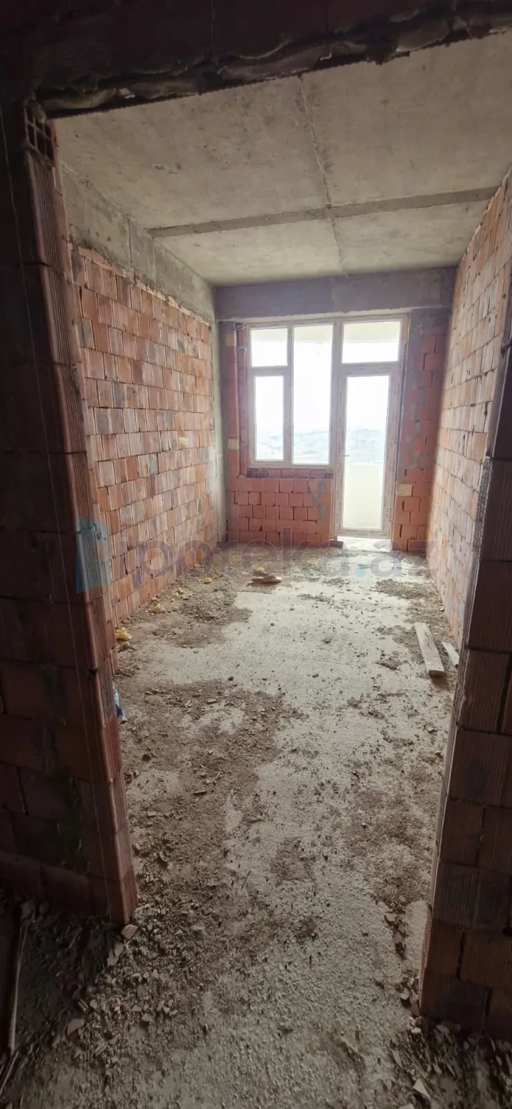 Satılır 3 otaqlı yeni tikili 102 m²