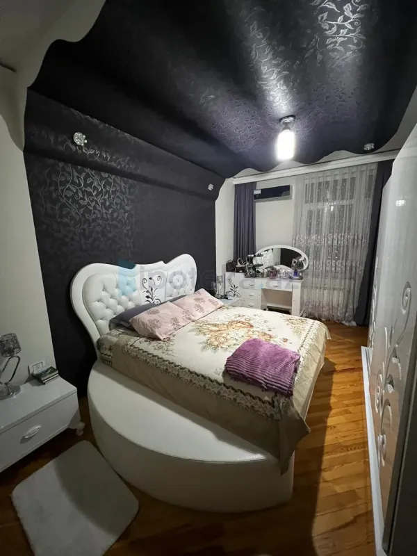 Satılır 3 otaqlı yeni tikili 120 m²