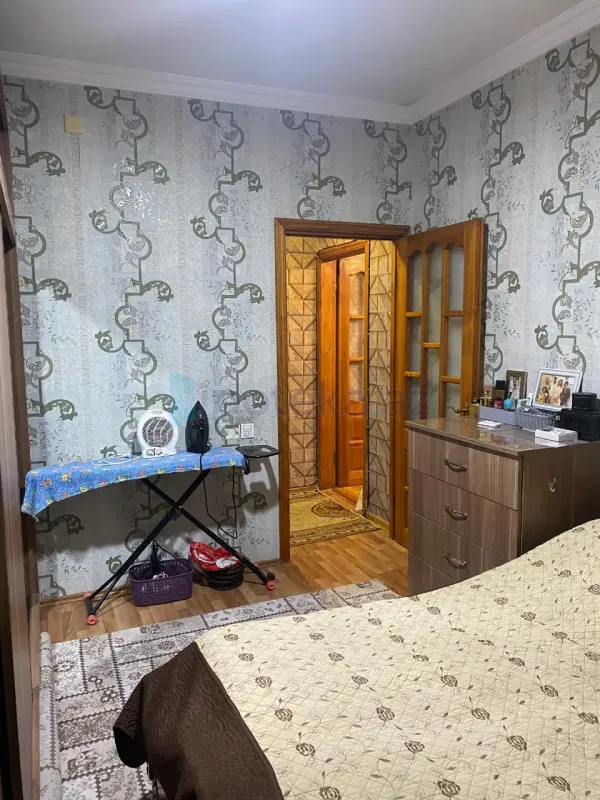 Satılır 2 otaqlı köhnə tikili 57 m²