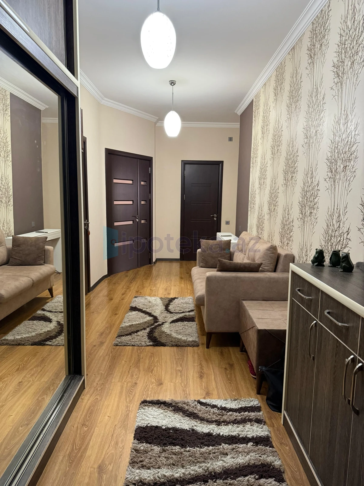 Satılır 3 otaqlı yeni tikili 100 m²