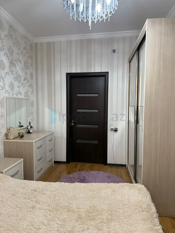 Satılır 3 otaqlı yeni tikili 100 m²