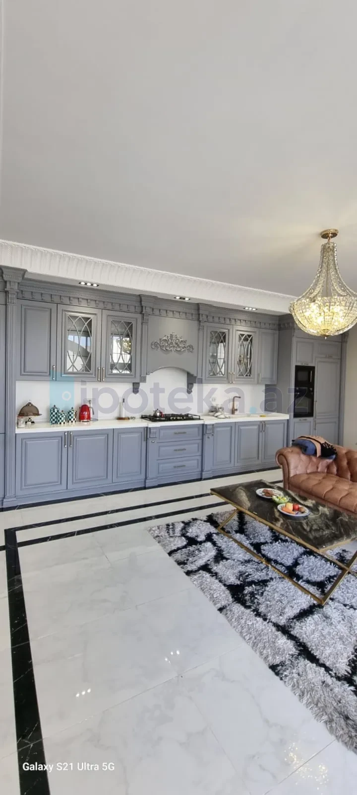 Satılır 15 otaqlı həyət evi 1500 m²