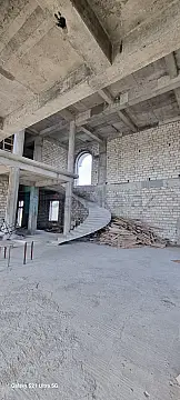 Satılır 15 otaqlı həyət evi 1500 m²