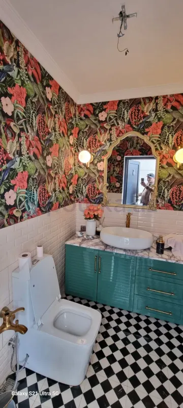 Satılır 15 otaqlı həyət evi 1500 m²