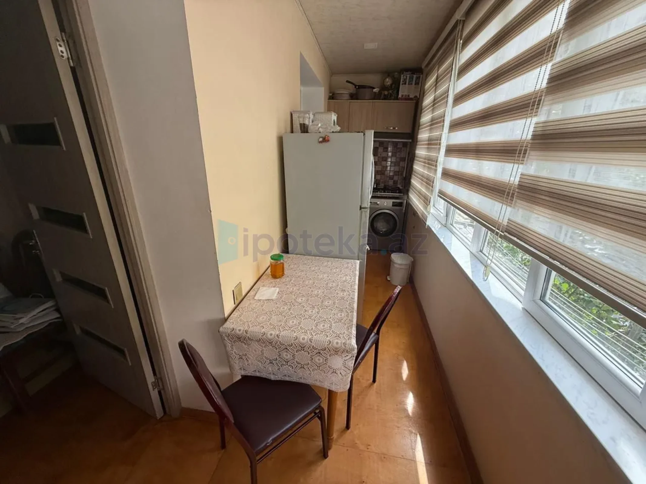 Satılır 2 otaqlı köhnə tikili 40 m²