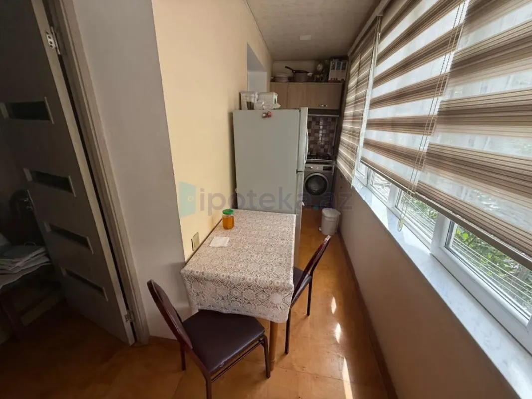 Satılır 2 otaqlı köhnə tikili 40 m²