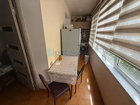 Satılır 2 otaqlı köhnə tikili 40 m²