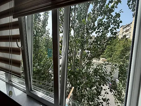 Satılır 2 otaqlı köhnə tikili 40 m²