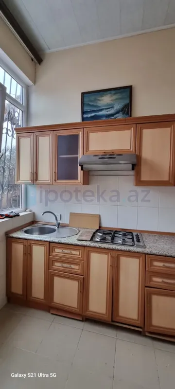 Satılır 5 otaqlı həyət evi 170 m²