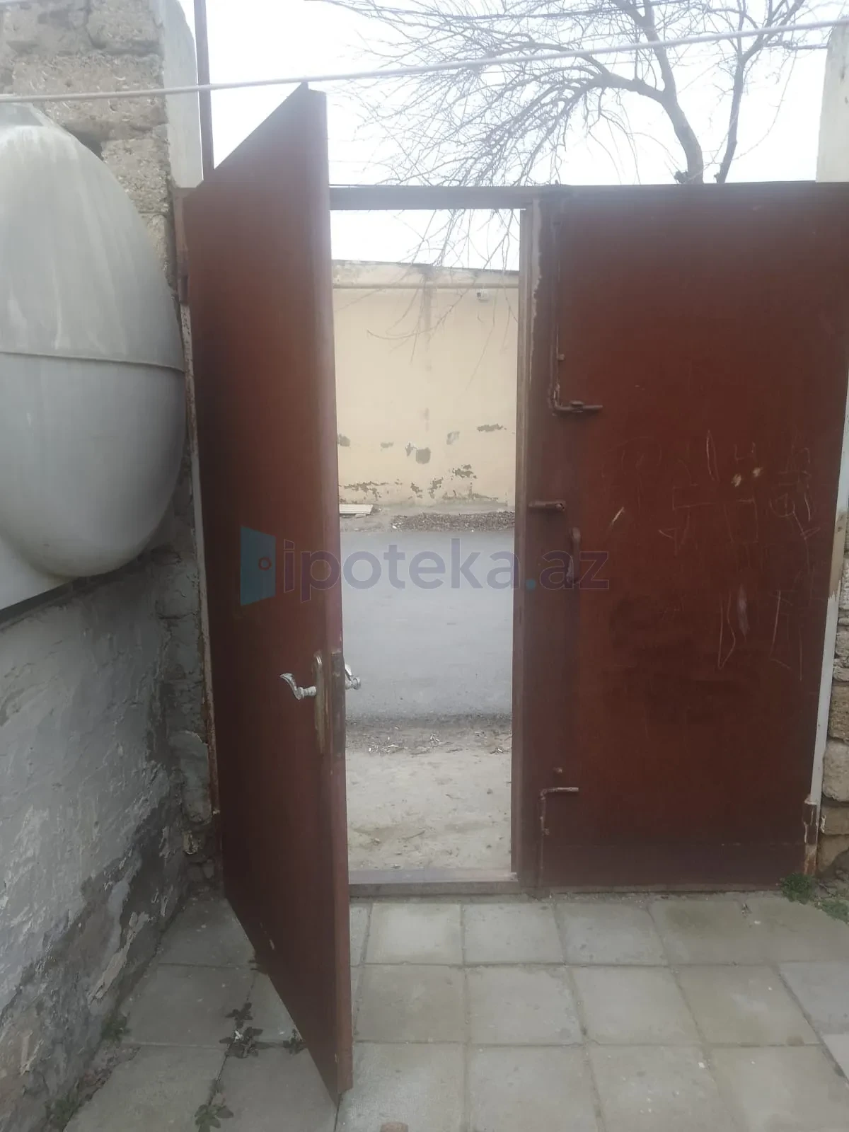 Satılır 2 otaqlı həyət evi 64 m²