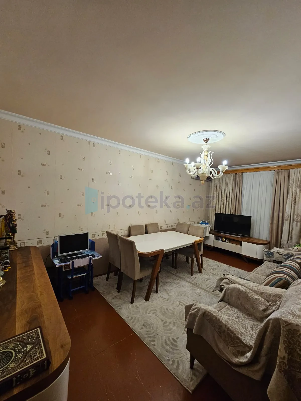 Satılır 3 otaqlı köhnə tikili 80 m²