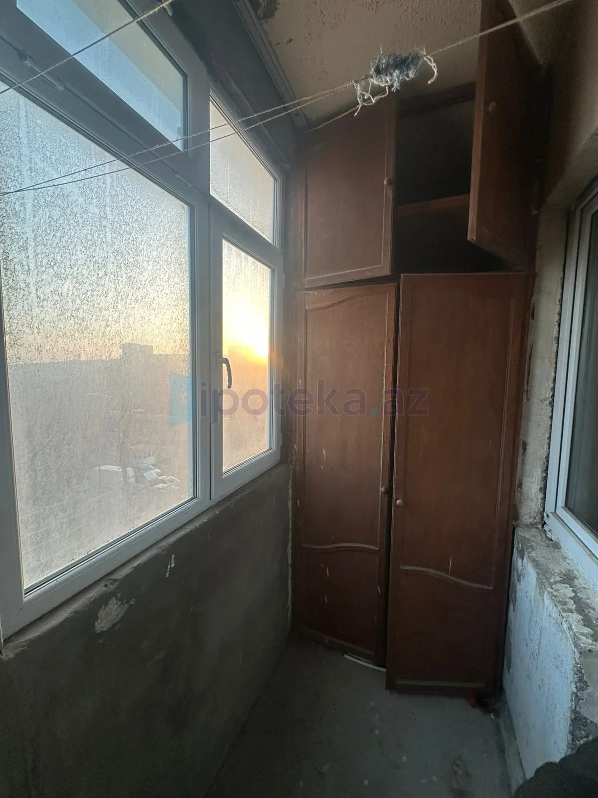Satılır 1 otaqlı köhnə tikili 42 m²