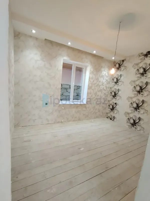 Satılır 4 otaqlı həyət evi 100 m²