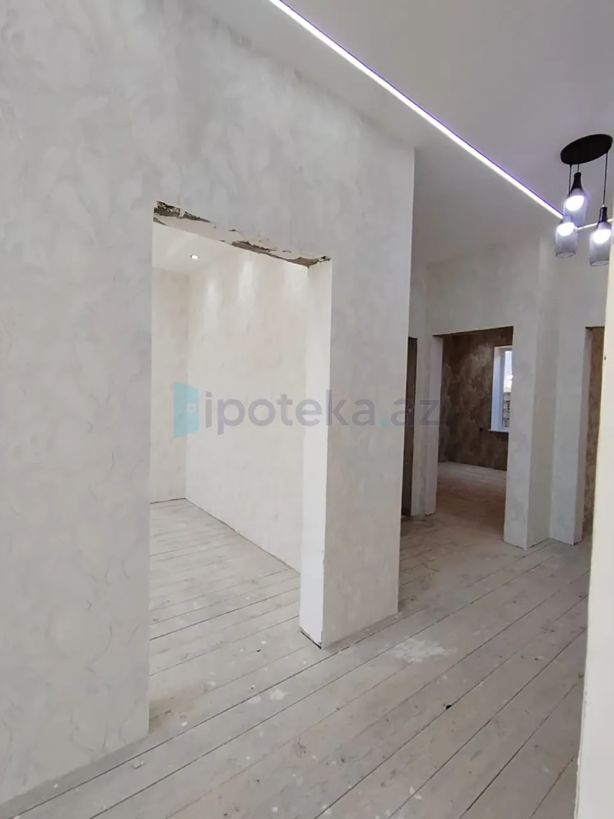 Satılır 4 otaqlı həyət evi 100 m²
