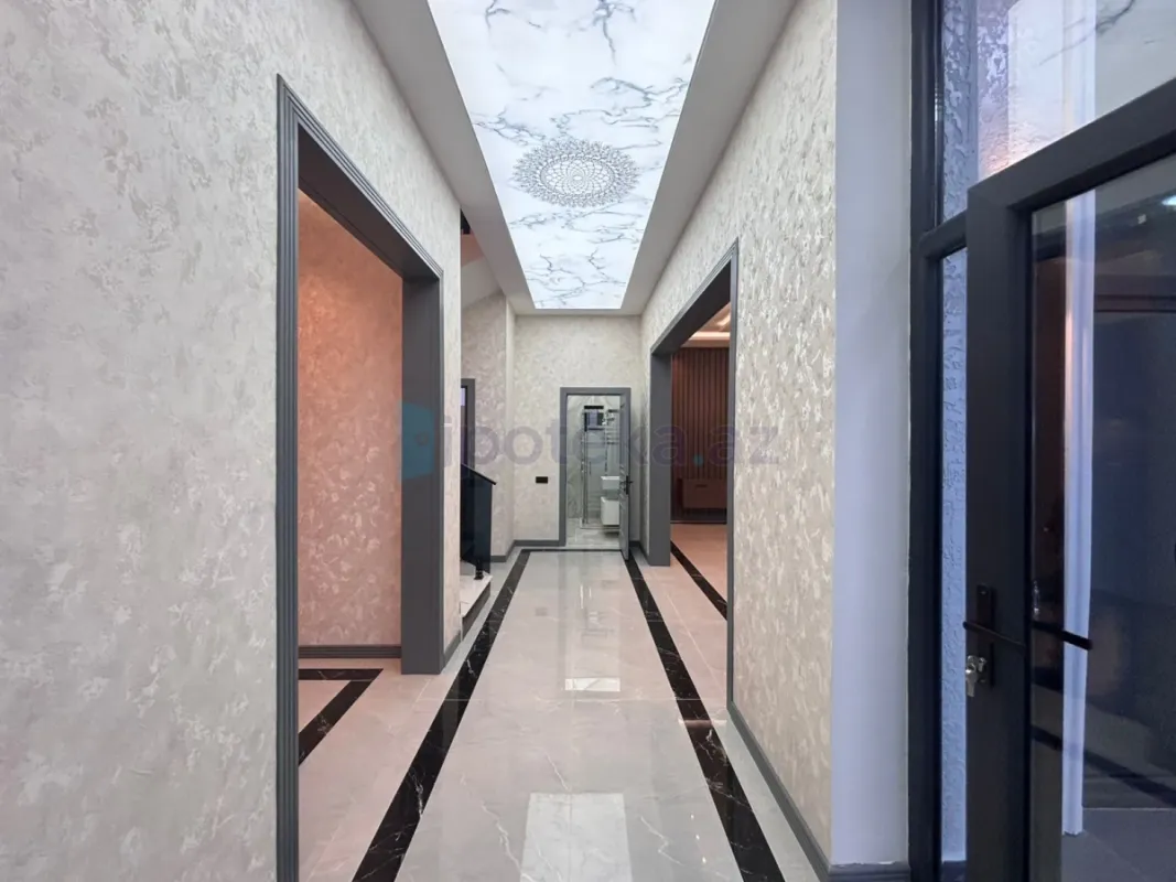 Satılır 4 otaqlı mənzil 200 m²