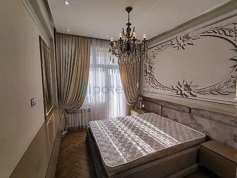 Satılır 2 otaqlı yeni tikili 68 m²