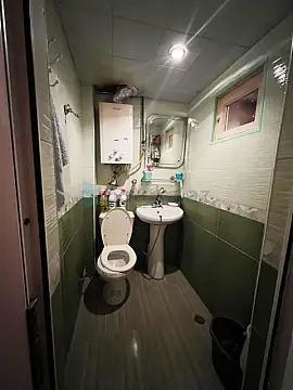 Satılır 3 otaqlı köhnə tikili 65 m²