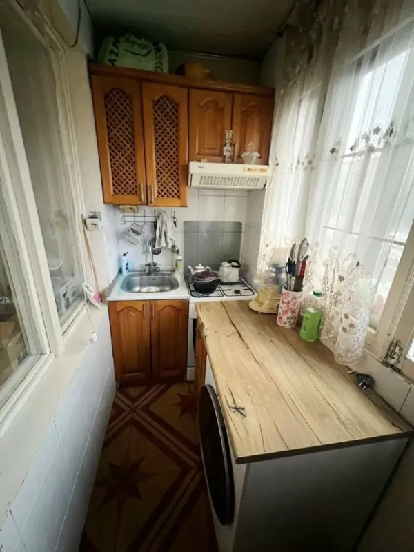 Satılır 3 otaqlı köhnə tikili 65 m²