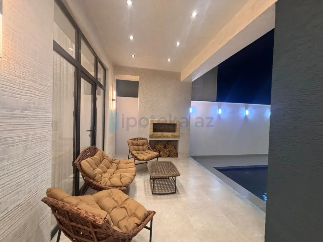 Satılır 4 otaqlı mənzil 165 m²