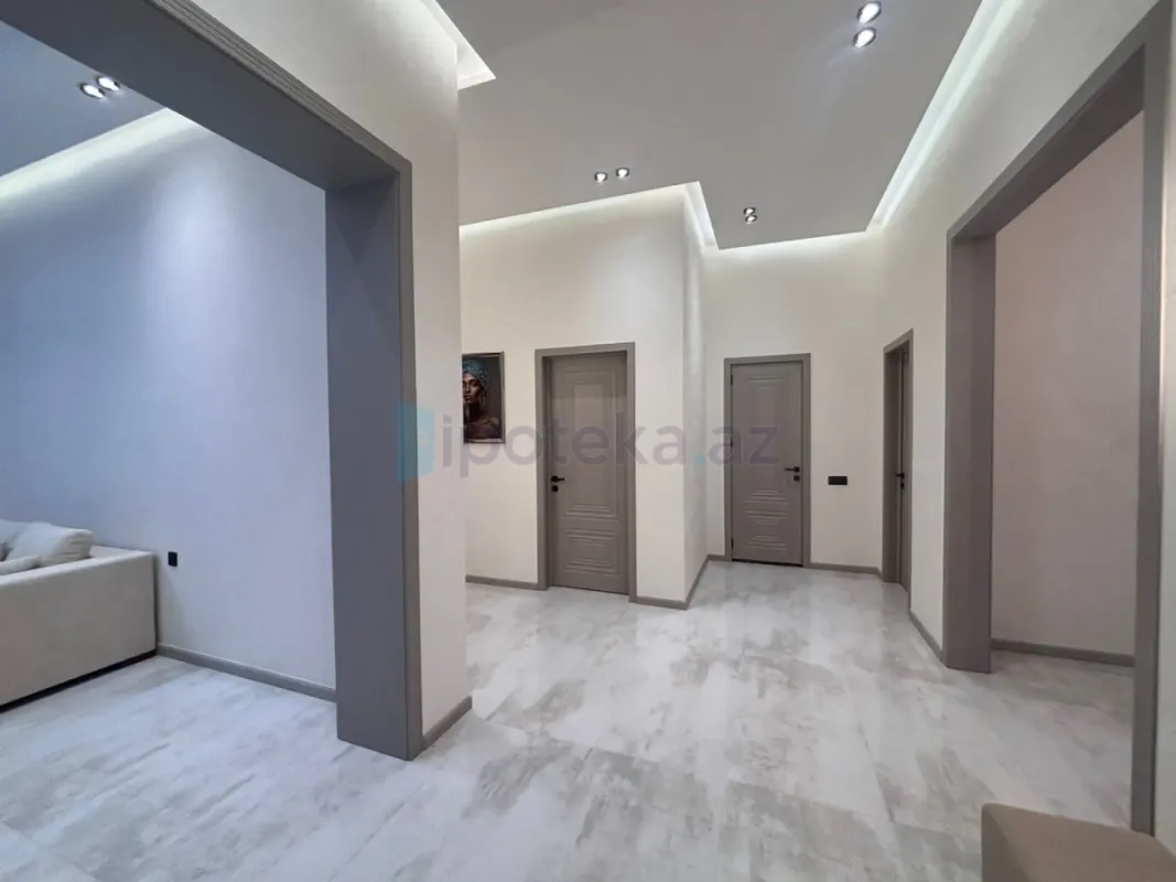 Satılır 4 otaqlı mənzil 165 m²