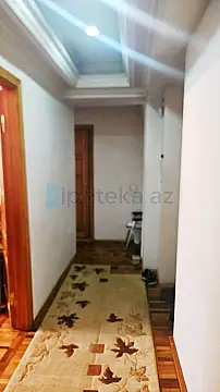 Satılır 2 otaqlı köhnə tikili 70 m²