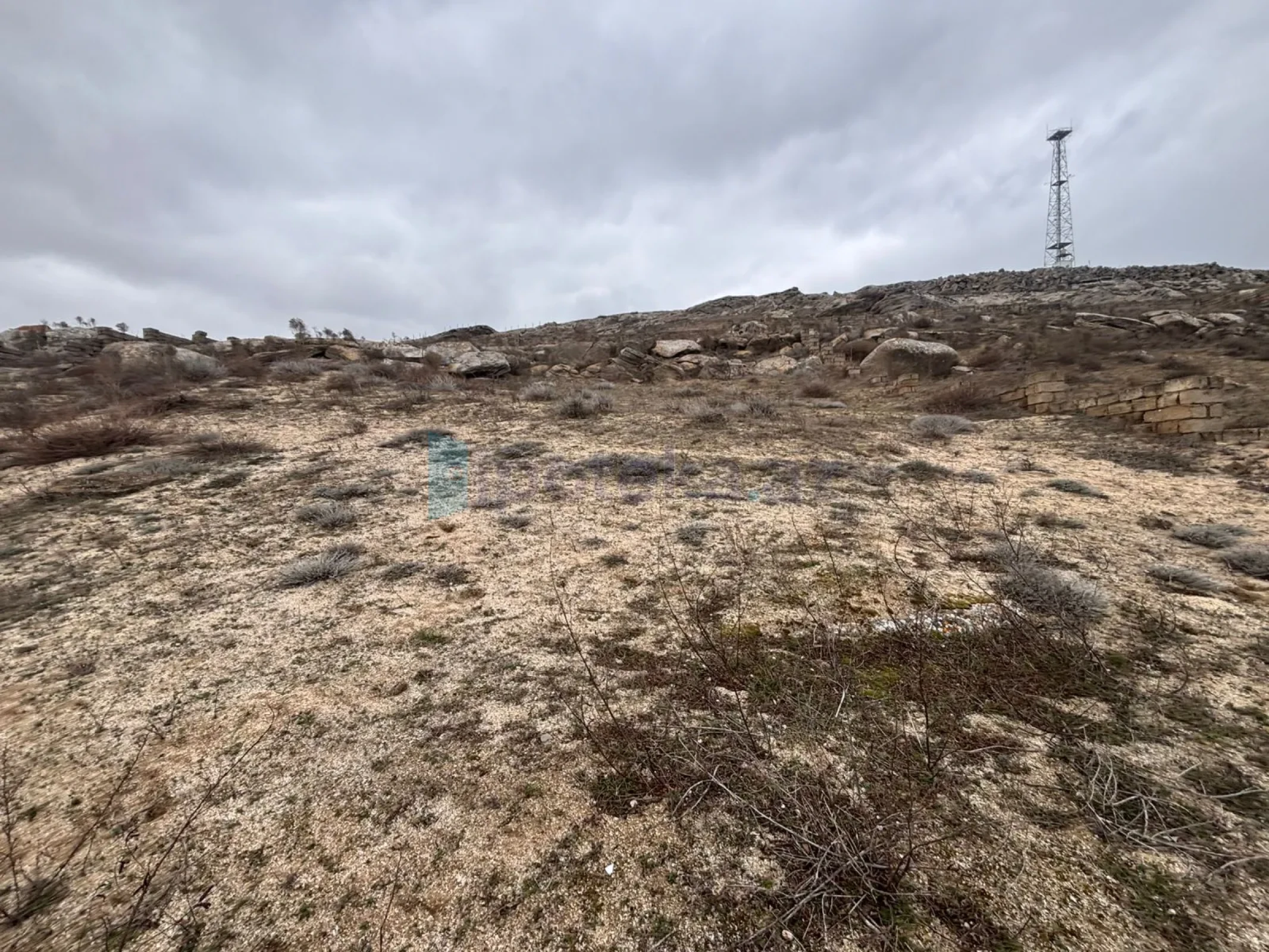 Satılır torpaq sahəsi 6 m²