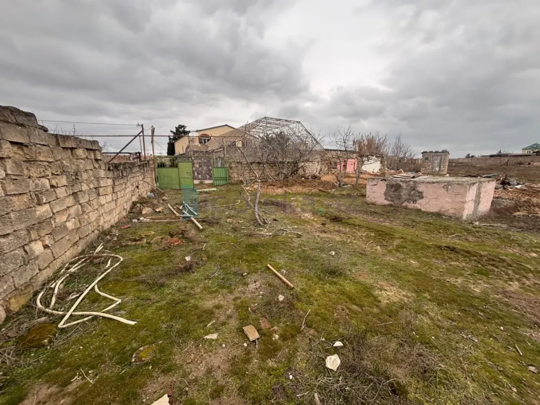 Satılır torpaq sahəsi 4 m²