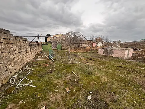 Satılır torpaq sahəsi 4 m²