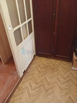 Satılır 2 otaqlı köhnə tikili 40 m²