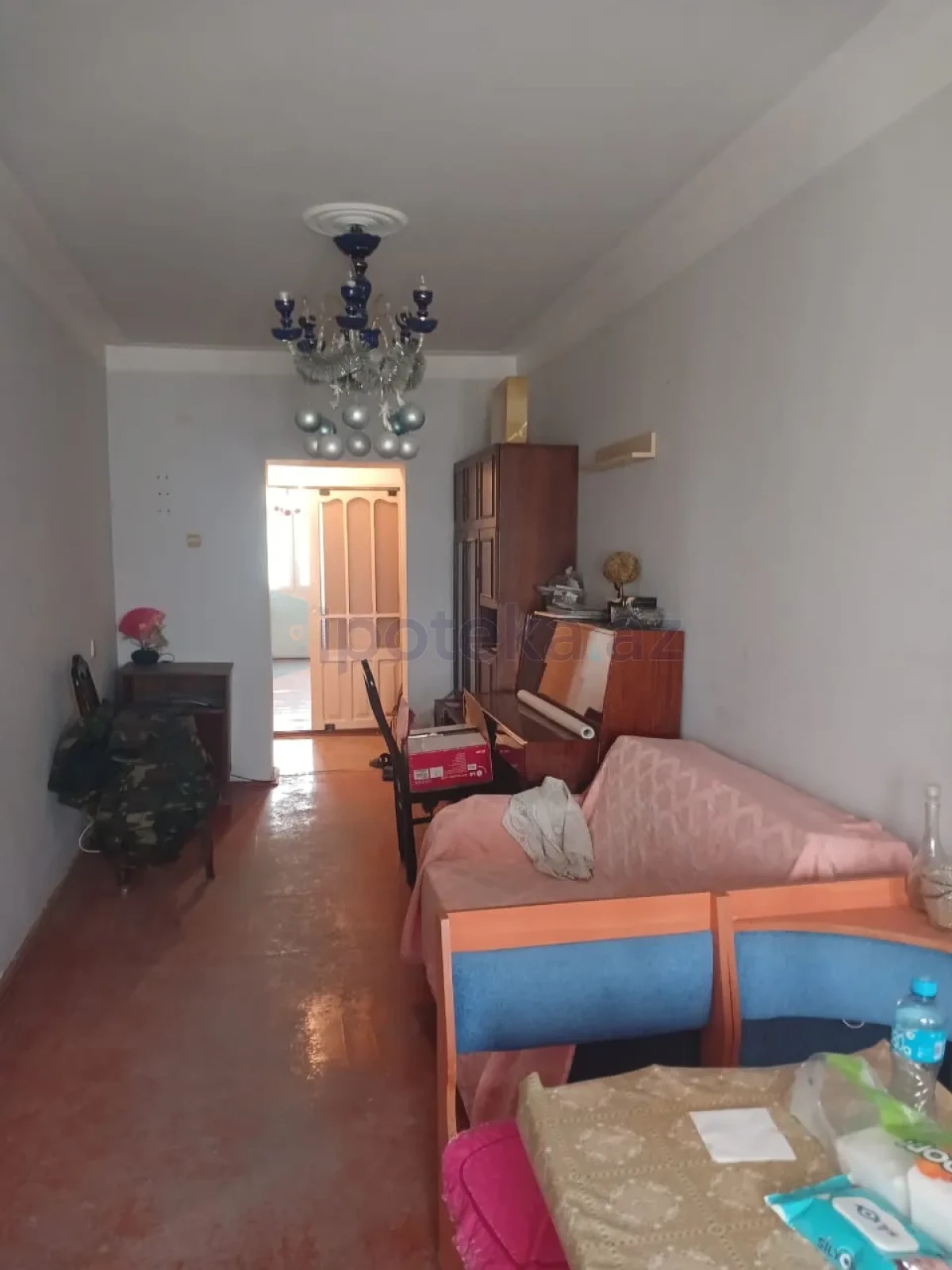 Satılır 2 otaqlı köhnə tikili 40 m²