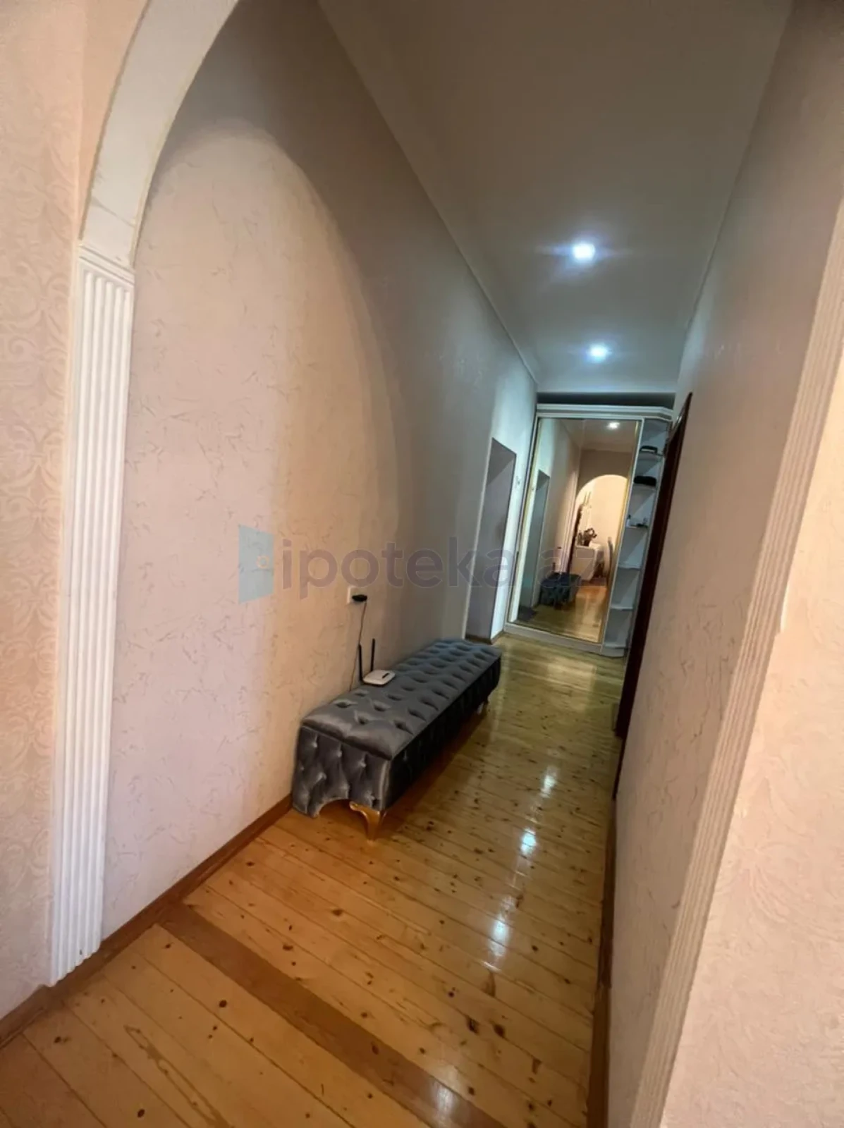 Satılır 2 otaqlı yeni tikili 75 m²