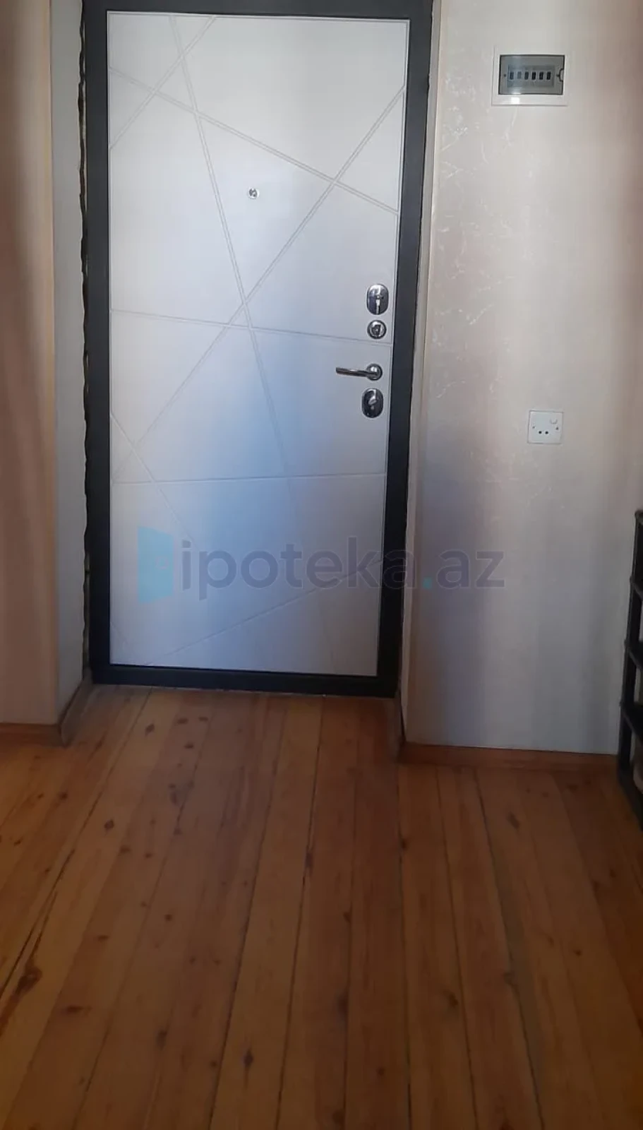 Satılır 2 otaqlı yeni tikili 75 m²