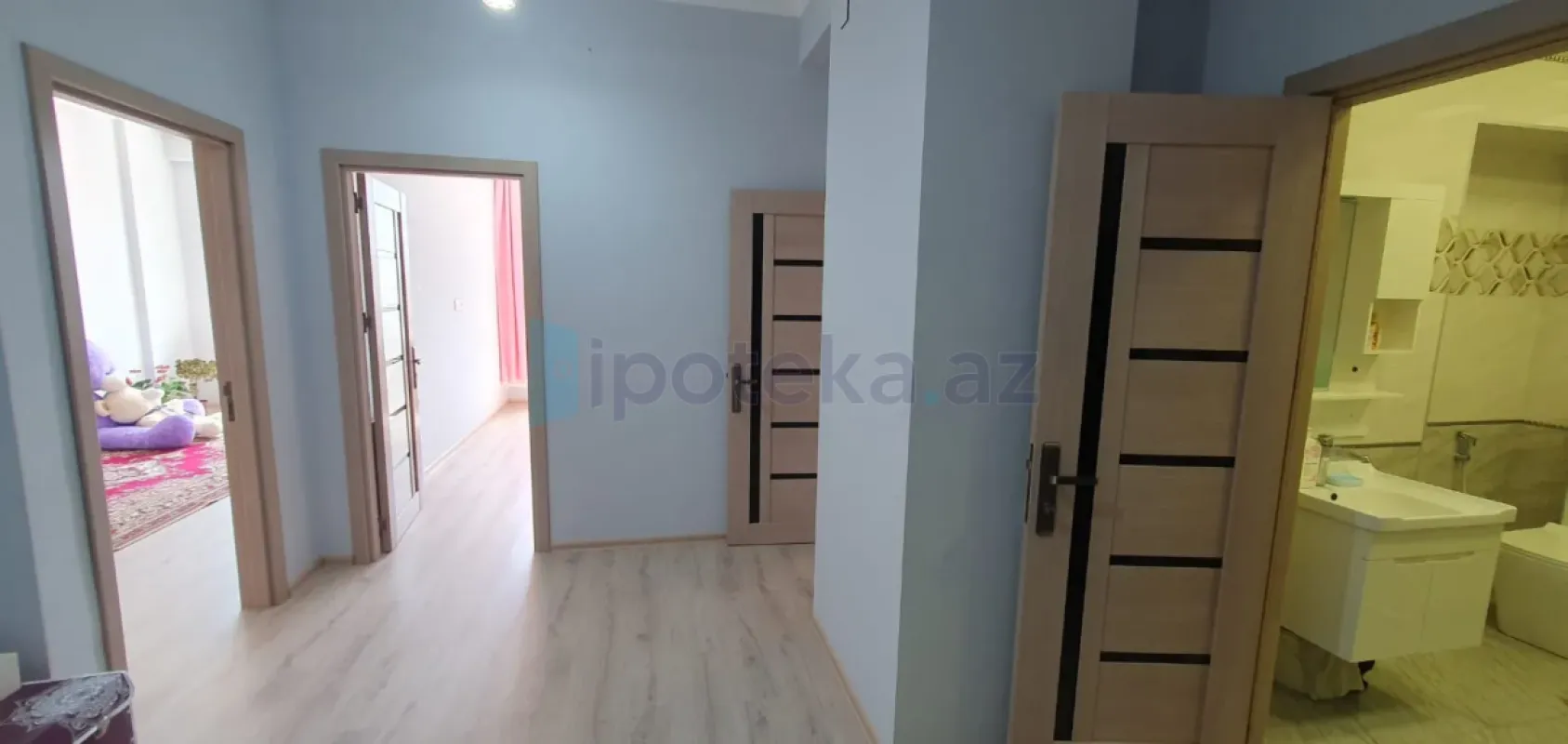 Satılır 3 otaqlı yeni tikili 71.5 m²