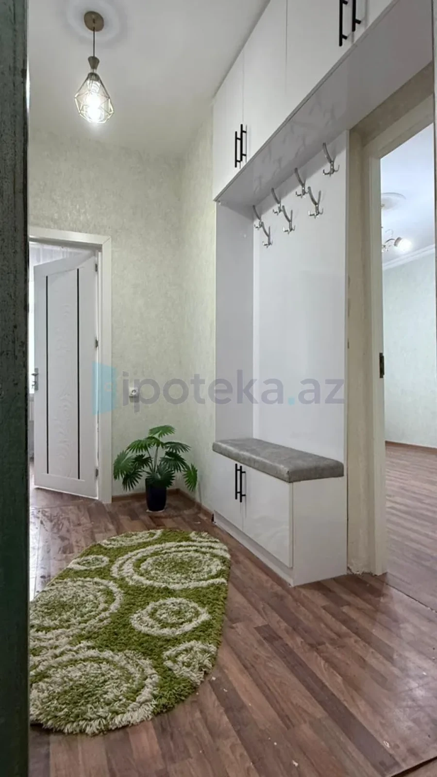 Satılır 2 otaqlı köhnə tikili 45 m²