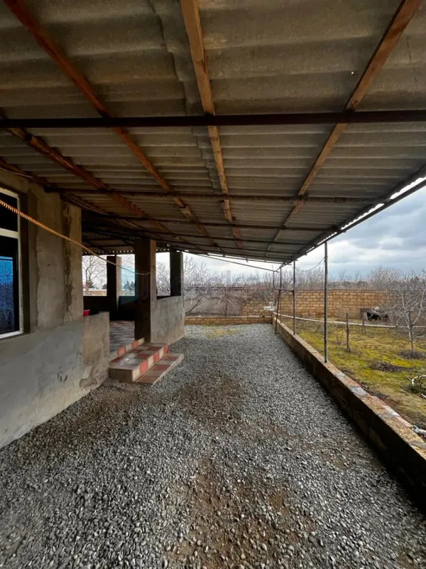 Satılır 5 otaqlı həyət evi 120 m²