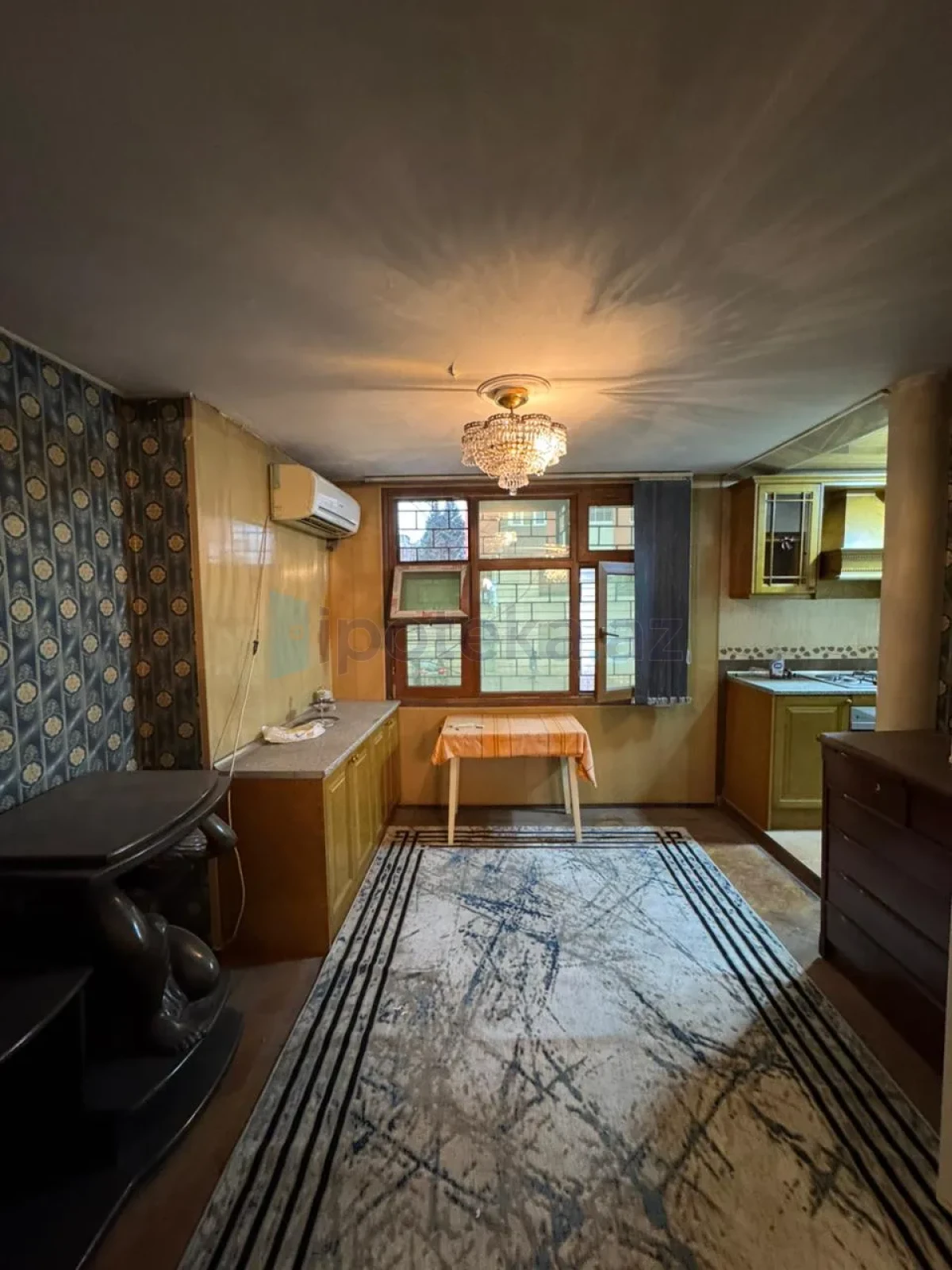 Satılır 3 otaqlı köhnə tikili 85 m²