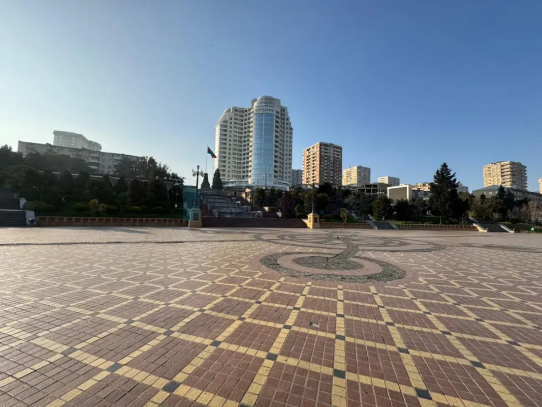 Satılır 3 otaqlı köhnə tikili 85 m²