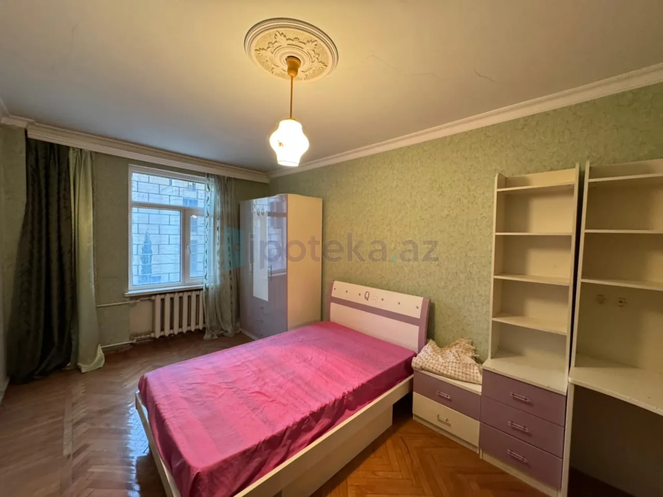 Satılır 3 otaqlı köhnə tikili 85 m²